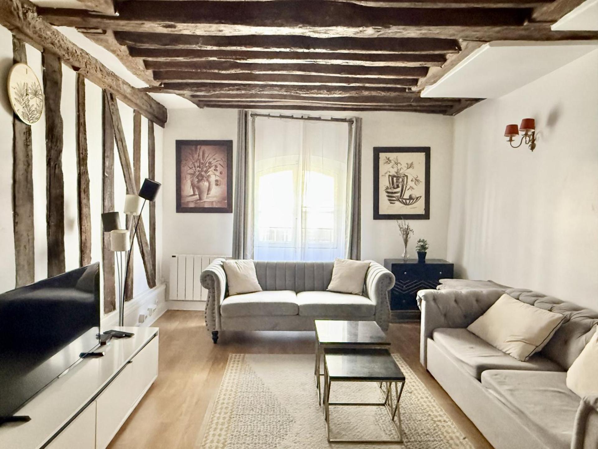 Marais 80 M2-notre Dame-louvre 10 Min Walk *